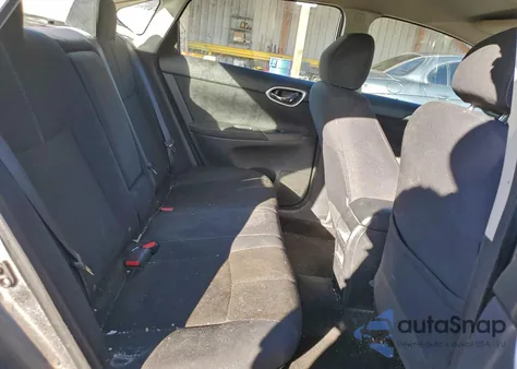 2015 Nissan Sentra S z USA, uszkodzony, nr VIN 3N1AB7AP1FY371527